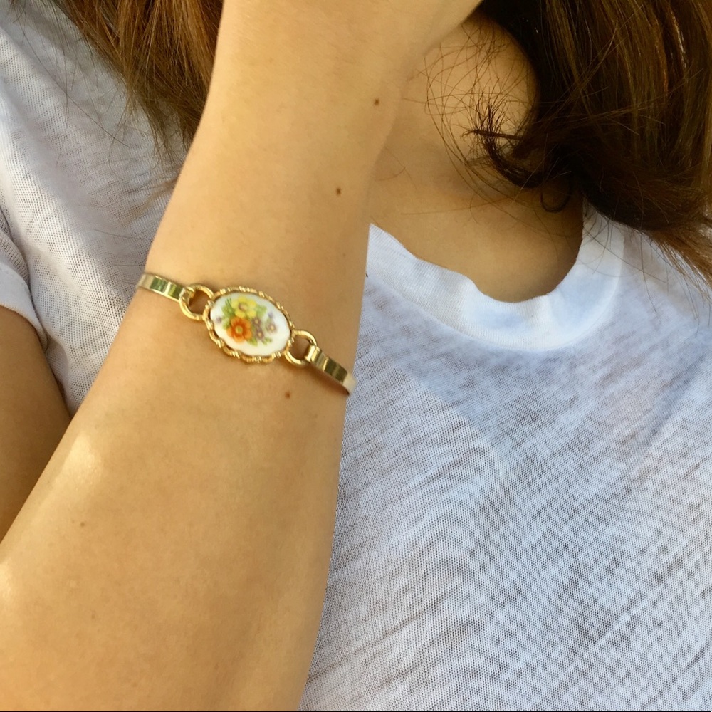 Floral Gold Bracelet